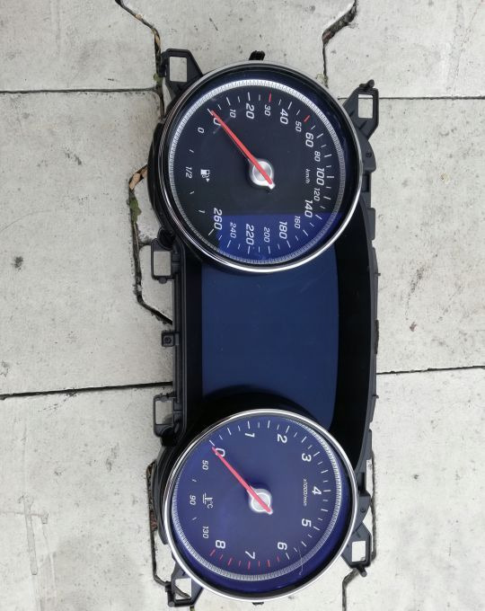 LICZNIK MERCEDES E KLASA W213 - Painel de instrumentos para Camião: foto 1 LICZNIK MERCEDES E KLASA W213 - Painel de instrumentos para Camião: foto 1