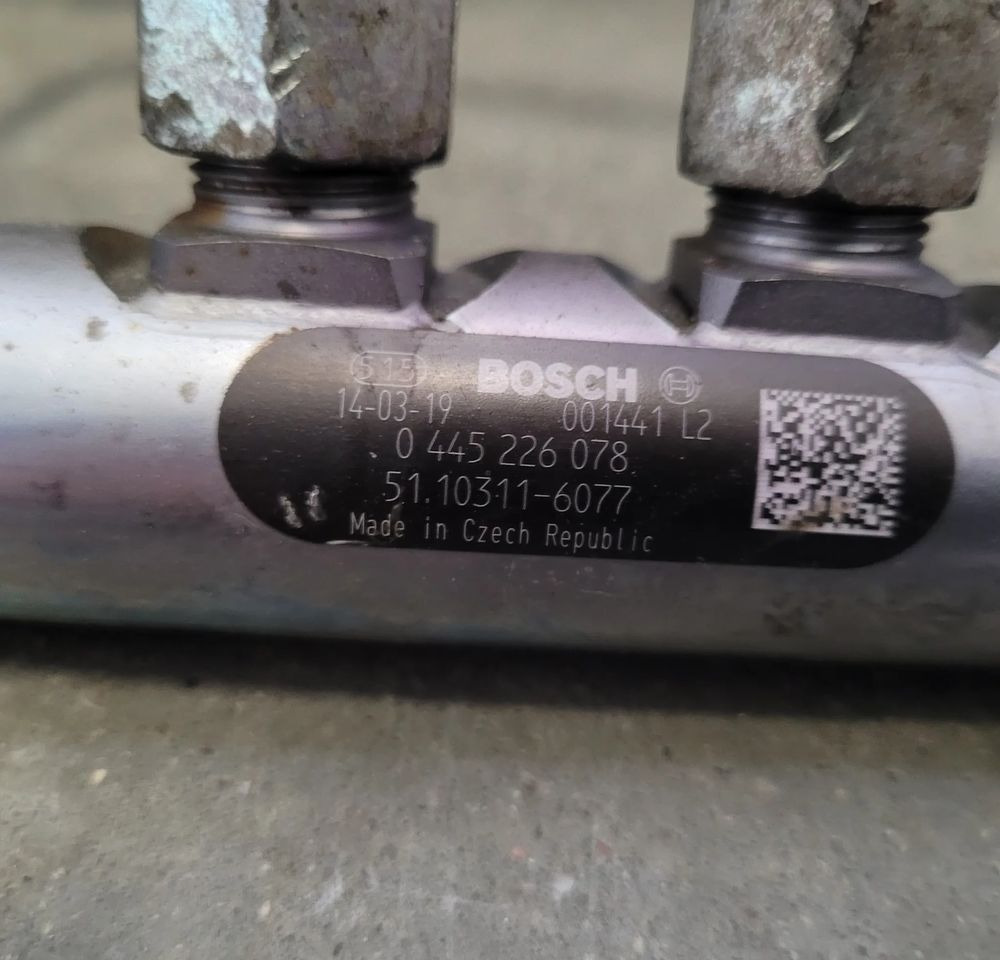 LISTWA WTRYSKOWA MAN TGS TGS E6 51.10311-6077 CHWALIM116 - Sistema de combustível para Camião: foto 2 LISTWA WTRYSKOWA MAN TGS TGS E6 51.10311-6077 CHWALIM116 - Sistema de combustível para Camião: foto 2