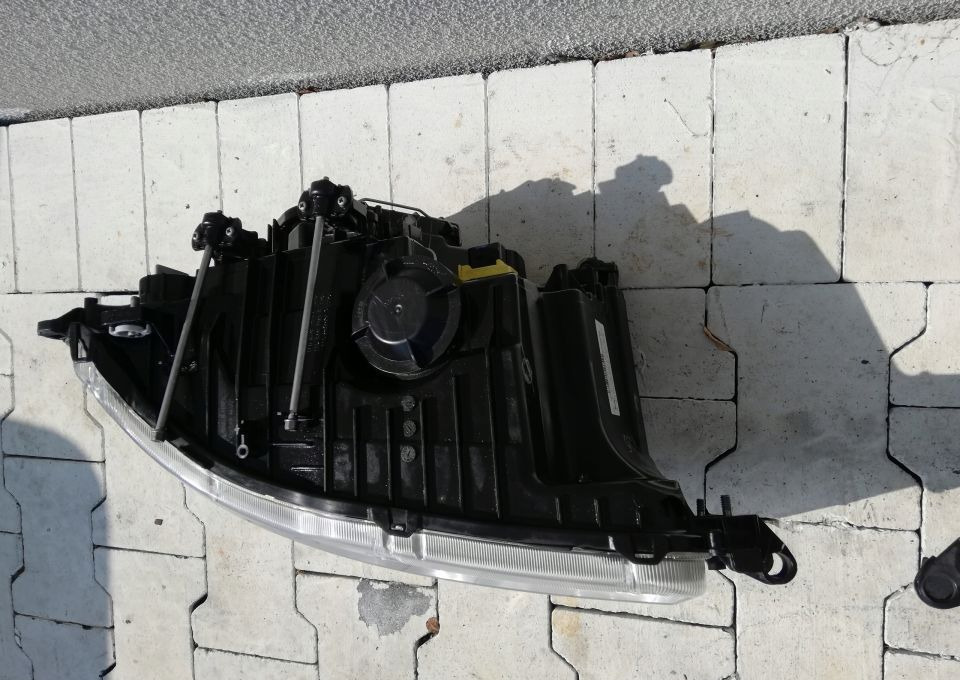 Lampy MERCEDES ACTROS Mp4 Antos ORYGINAŁ - Farol dianteira: foto 4 Lampy MERCEDES ACTROS Mp4 Antos ORYGINAŁ - Farol dianteira: foto 4