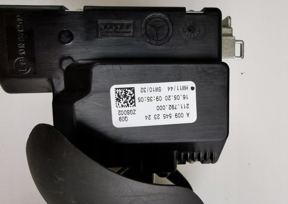 MANETKA BIEGÓW MERCEDES ACTROS MP4 A009 545 23 24 - Manete de mudanças para Camião: foto 3 MANETKA BIEGÓW MERCEDES ACTROS MP4 A009 545 23 24 - Manete de mudanças para Camião: foto 3