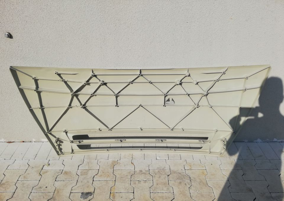 MASKA ATRAPA IVECO EUROCARGO ORYGINAŁ - Capô para Camião: foto 5 MASKA ATRAPA IVECO EUROCARGO ORYGINAŁ - Capô para Camião: foto 5