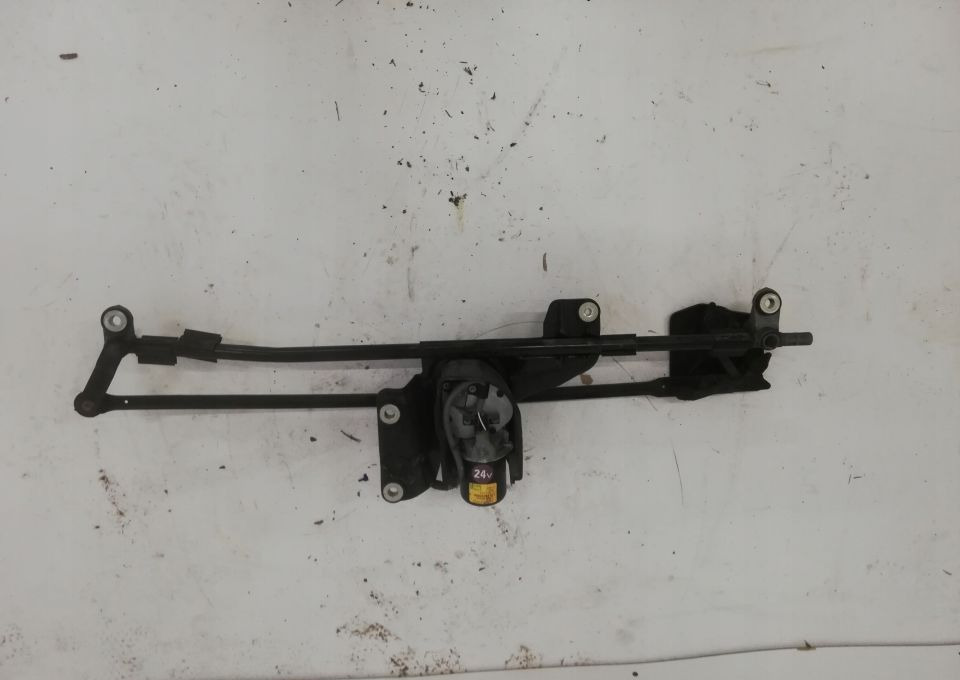 MECHANIZM WYCIERACZEK VOLVO FL EURO6 SPRAWNY - Limpador de pára-brisa para Camião: foto 1 MECHANIZM WYCIERACZEK VOLVO FL EURO6 SPRAWNY - Limpador de pára-brisa para Camião: foto 1