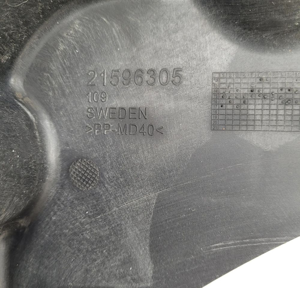 PIERŚCIEŃ OBUDOWA CHŁODNICY VOLVO FL 22106351 21596305 - Sistema de arrefecimento para Camião: foto 2 PIERŚCIEŃ OBUDOWA CHŁODNICY VOLVO FL 22106351 21596305 - Sistema de arrefecimento para Camião: foto 2