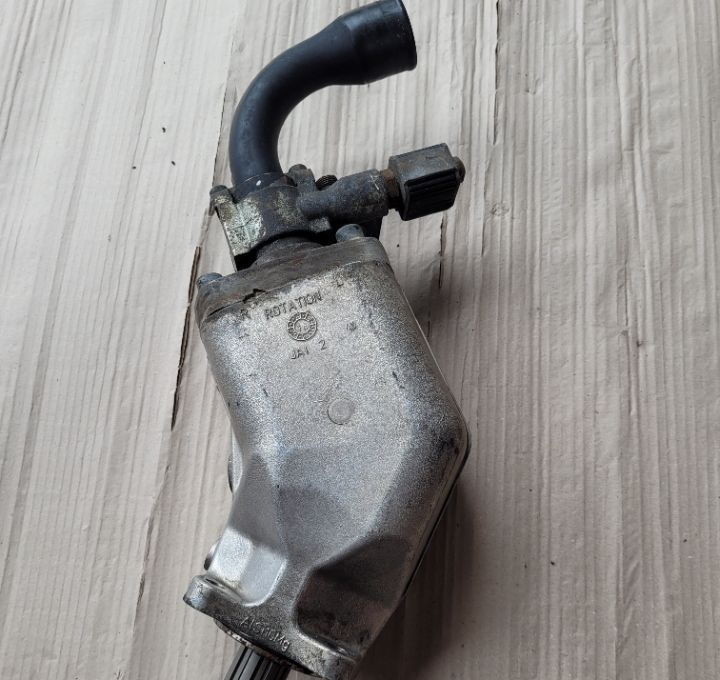 POMPA HYDRAULICZNA PARKER 20392944 - Bomba hidráulica para Camião: foto 2 POMPA HYDRAULICZNA PARKER 20392944 - Bomba hidráulica para Camião: foto 2