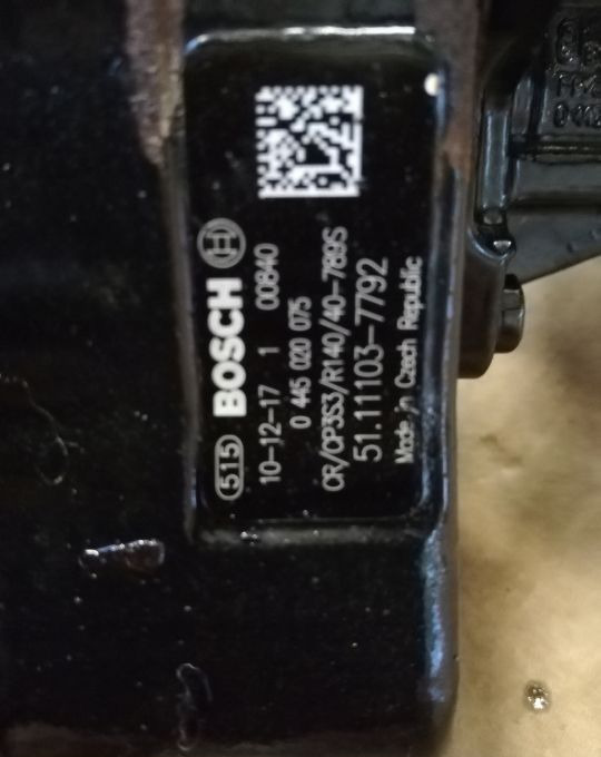 POMPA WTRYSKOWA PALIWA MAN TGX tgs 51.11103-7792 - Bomba de combustivel para Camião: foto 2 POMPA WTRYSKOWA PALIWA MAN TGX tgs 51.11103-7792 - Bomba de combustivel para Camião: foto 2