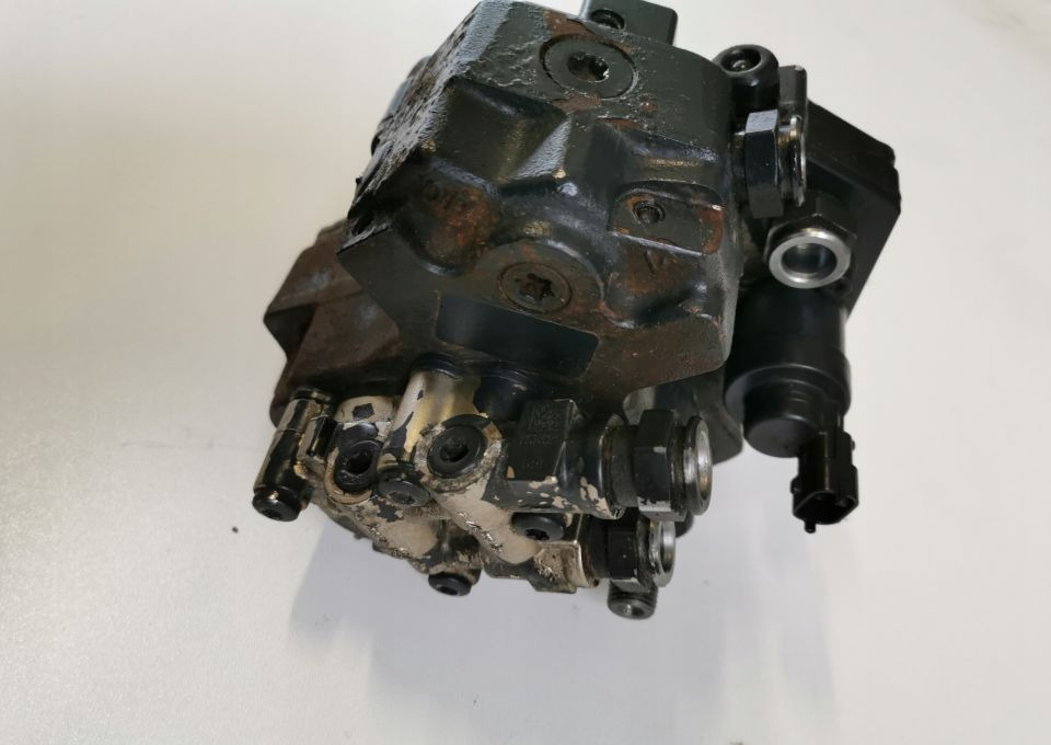 POMPA WYSOKIEGO CIŚNIENIA IVECO TEKTOR 7 EURO6 - Bomba de combustivel para Camião: foto 2 POMPA WYSOKIEGO CIŚNIENIA IVECO TEKTOR 7 EURO6 - Bomba de combustivel para Camião: foto 2