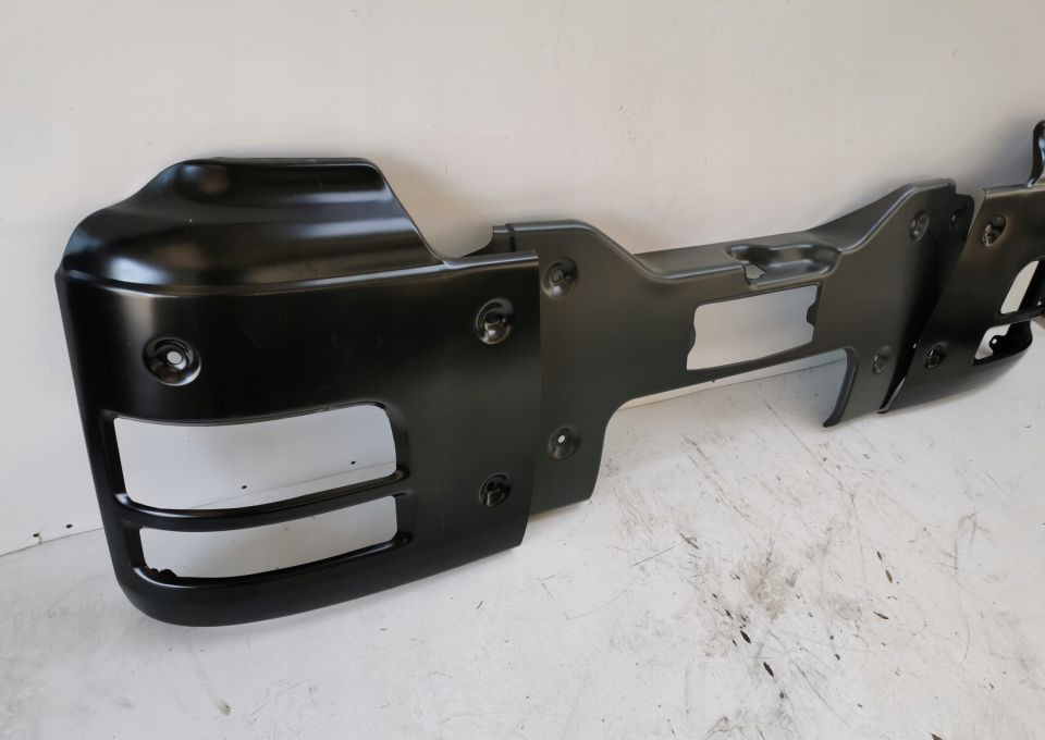 POSZYCIA ZDERZAK MAN TGS TGA WASKI - Para-choque para Camião: foto 3 POSZYCIA ZDERZAK MAN TGS TGA WASKI - Para-choque para Camião: foto 3