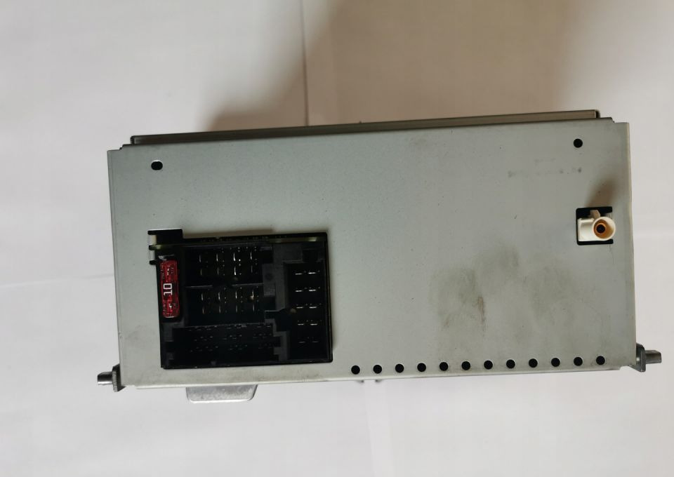 RADIO MERCEDES ACTROS MP4 A 000 446 66 62 - Painel de instrumentos para Camião: foto 2 RADIO MERCEDES ACTROS MP4 A 000 446 66 62 - Painel de instrumentos para Camião: foto 2