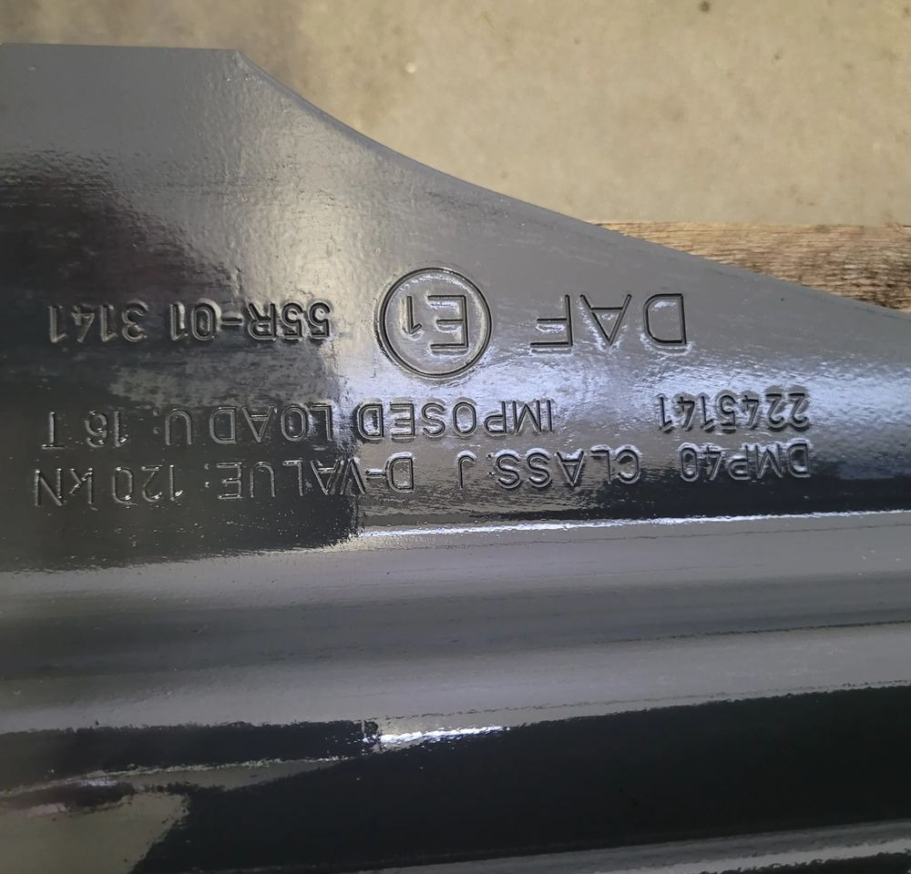 SIODŁO JOST DAF XG XF NOWY MODEL JSK37C-150 - Quinta-roda para Camião: foto 3 SIODŁO JOST DAF XG XF NOWY MODEL JSK37C-150 - Quinta-roda para Camião: foto 3