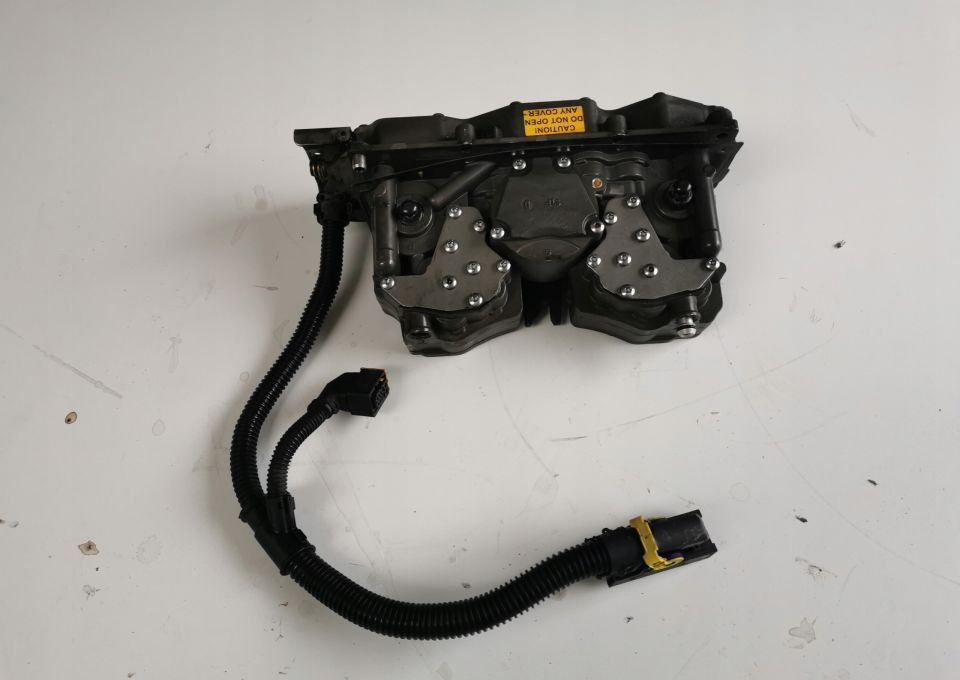 STEROWNIK WYBIERAK ZAWÓR VOLVO FH4 22273206 - Caixas de velocidade e peças para Camião: foto 2 STEROWNIK WYBIERAK ZAWÓR VOLVO FH4 22273206 - Caixas de velocidade e peças para Camião: foto 2