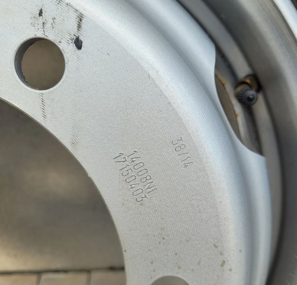 ZAPAS KOLO MIDLUM D 205/75 R17.5 LSR1+ CONTINENTAL - Roda completa para Camião: foto 3 ZAPAS KOLO MIDLUM D 205/75 R17.5 LSR1+ CONTINENTAL - Roda completa para Camião: foto 3