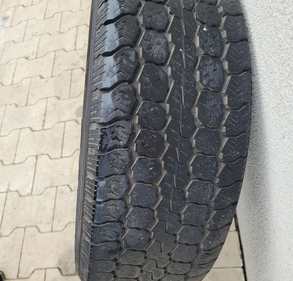 ZAPAS KOLO SPRINTER CRAFTER 235/65 R16C GOODYEAR - Roda completa para Veículo comercial: foto 3 ZAPAS KOLO SPRINTER CRAFTER 235/65 R16C GOODYEAR - Roda completa para Veículo comercial: foto 3