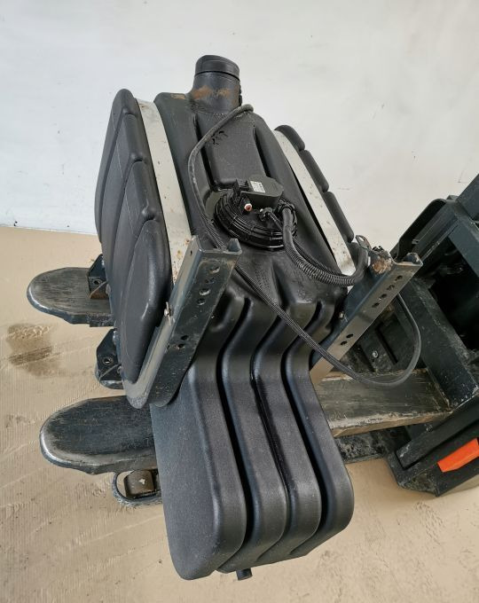 ZBIORNIK PALIWA IVECO EUROCARGO 504153101 - Tanque de combustível para Camião: foto 2 ZBIORNIK PALIWA IVECO EUROCARGO 504153101 - Tanque de combustível para Camião: foto 2