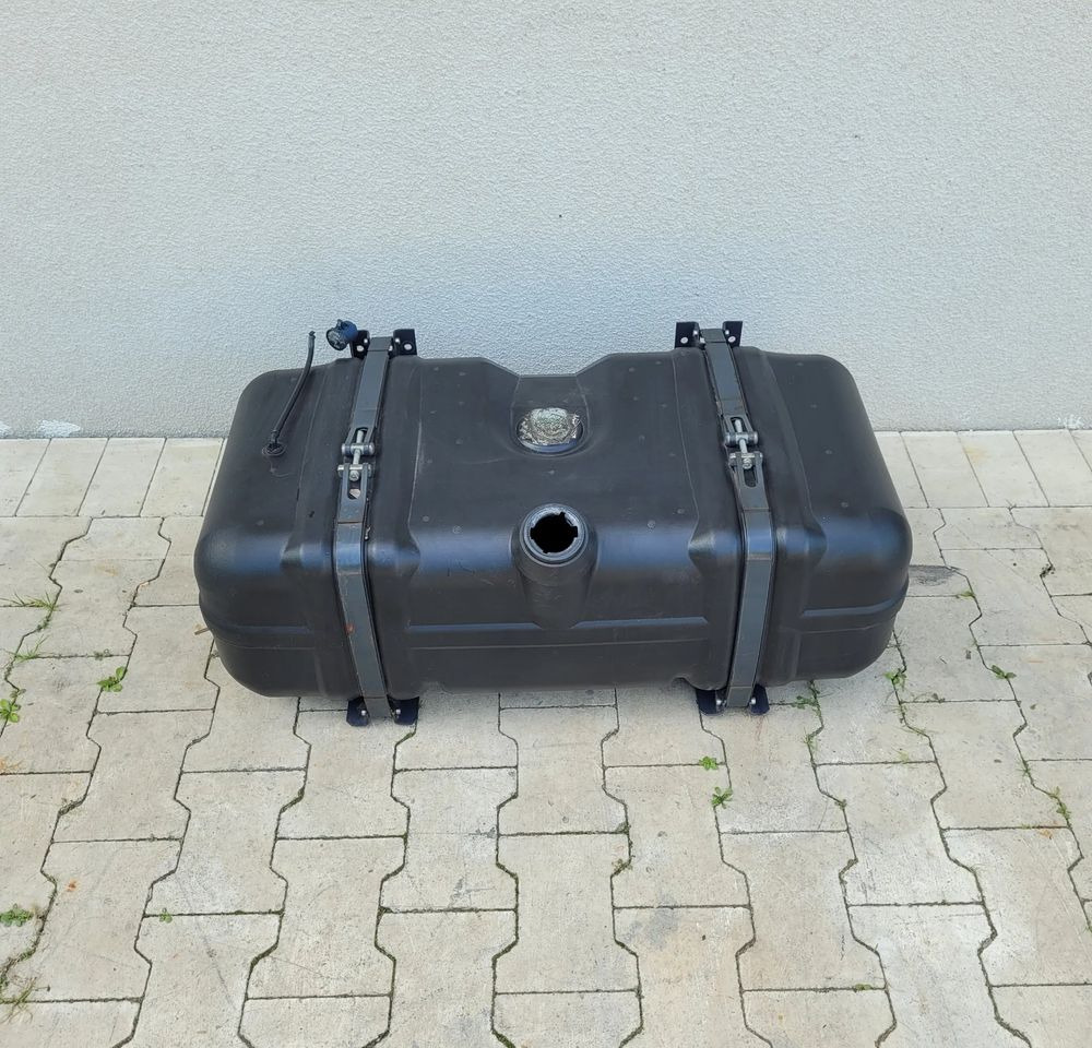 ZBIORNIK PALIWA NISSANA CABSTAR MAXITY - Sistema de combustível para Camião: foto 1 ZBIORNIK PALIWA NISSANA CABSTAR MAXITY - Sistema de combustível para Camião: foto 1