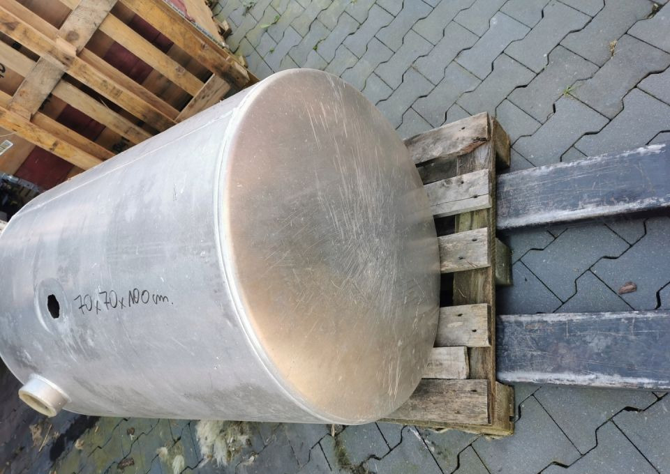 ZBIORNIK PALIWA VOLVO FH STARY TYP 20375376 - Tanque de combustível para Camião: foto 3 ZBIORNIK PALIWA VOLVO FH STARY TYP 20375376 - Tanque de combustível para Camião: foto 3