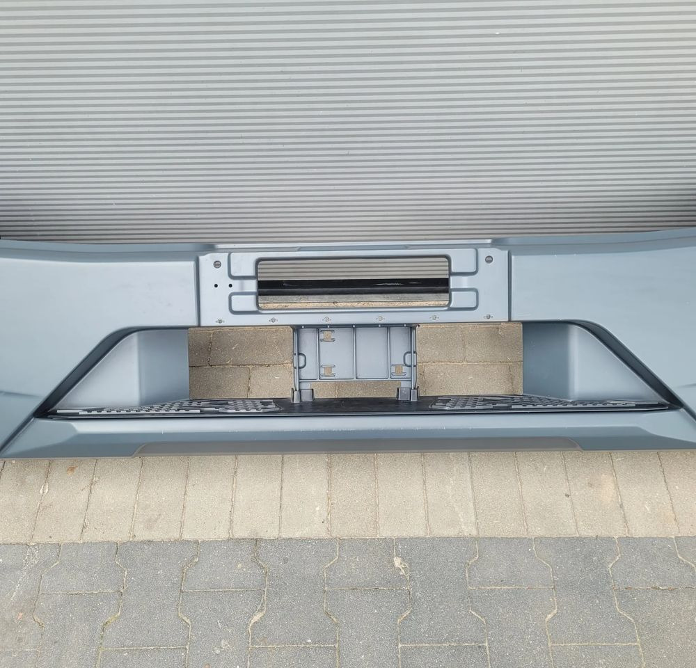 ZDERZAK MAN TGL NM. ORYGINAŁ CHWALIM116 - Carroceria e exterior para Camião: foto 4 ZDERZAK MAN TGL NM. ORYGINAŁ CHWALIM116 - Carroceria e exterior para Camião: foto 4