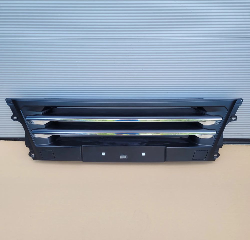 ZDERZAK MAN TGX E6 CHROM LIFT NOWY ORYGINAŁ CHWALIM116 - Para-choque para Camião: foto 1 ZDERZAK MAN TGX E6 CHROM LIFT NOWY ORYGINAŁ CHWALIM116 - Para-choque para Camião: foto 1