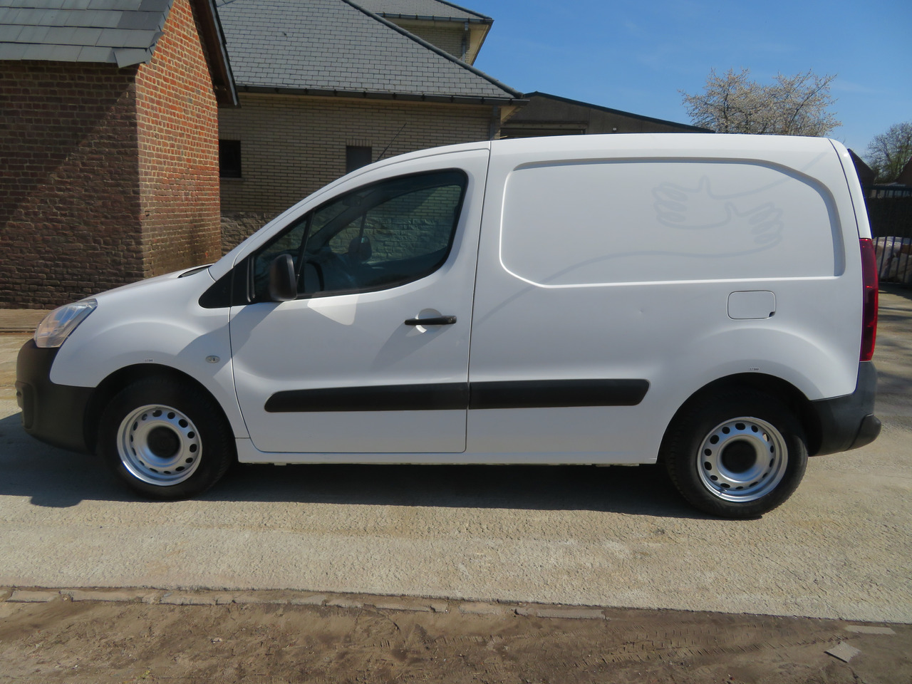 CITROËN Berlingo 1.6 BlueHDi CLUB - Furgão: foto 4 CITROËN Berlingo 1.6 BlueHDi CLUB - Furgão: foto 4