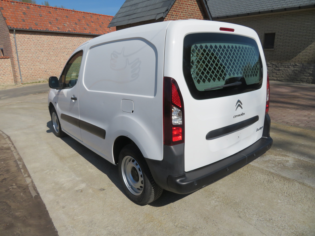 CITROËN Berlingo 1.6 BlueHDi CLUB - Furgão: foto 5 CITROËN Berlingo 1.6 BlueHDi CLUB - Furgão: foto 5