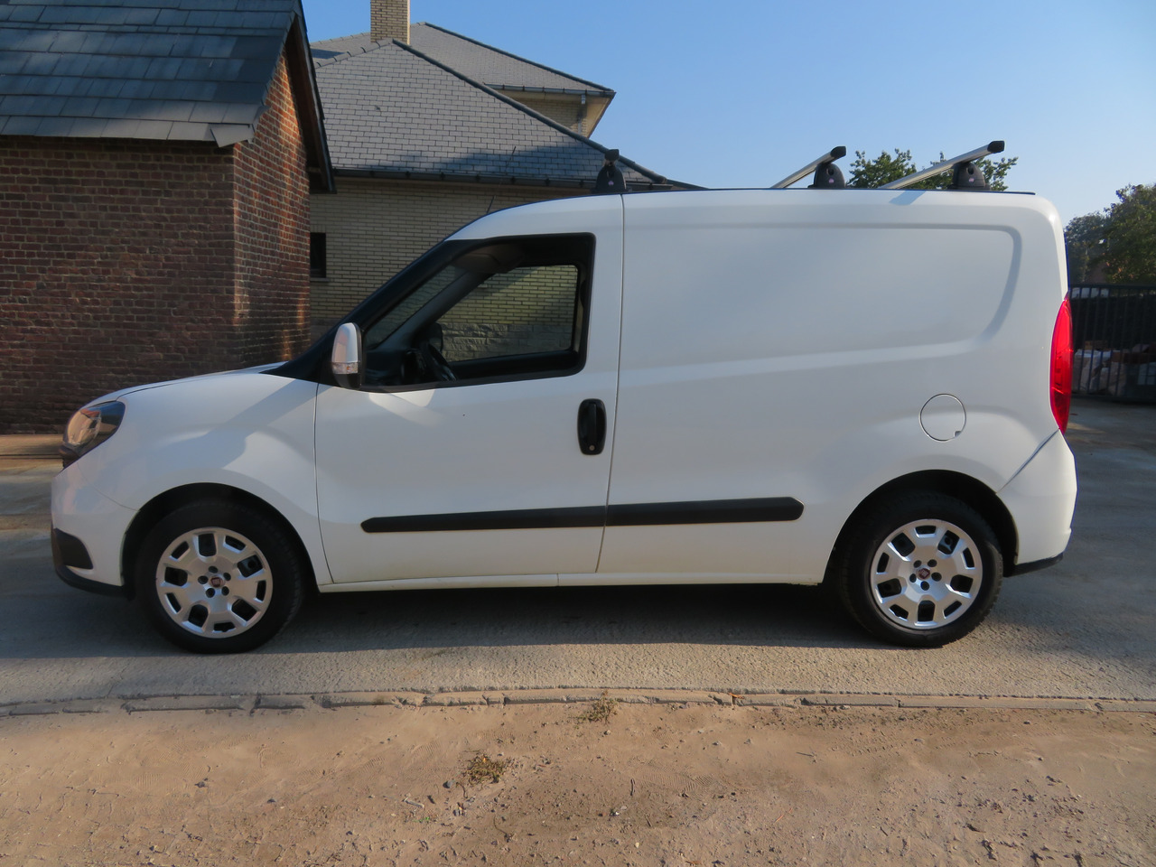 Fiat Doblo Cargo 1.3 Multijet - Furgão compacto: foto 4 Fiat Doblo Cargo 1.3 Multijet - Furgão compacto: foto 4