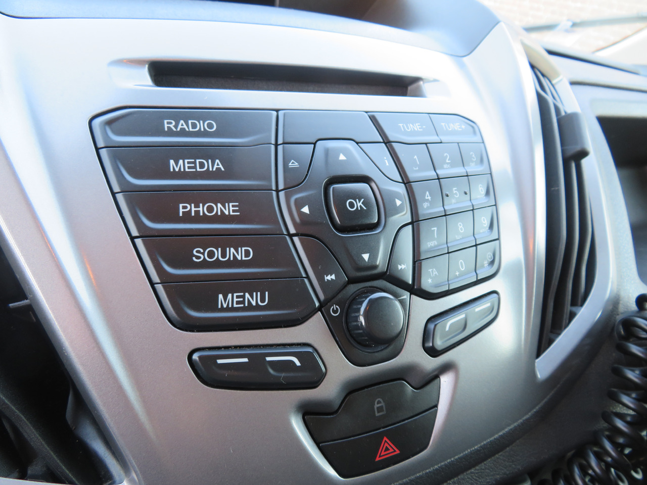 Furgão Ford Transit 2.0TDCi: foto 15