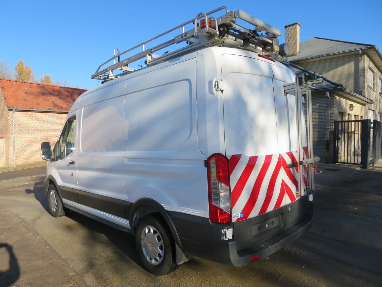 Ford Transit 2.0TDCi - L2H2 - Furgão: foto 5 Ford Transit 2.0TDCi - L2H2 - Furgão: foto 5