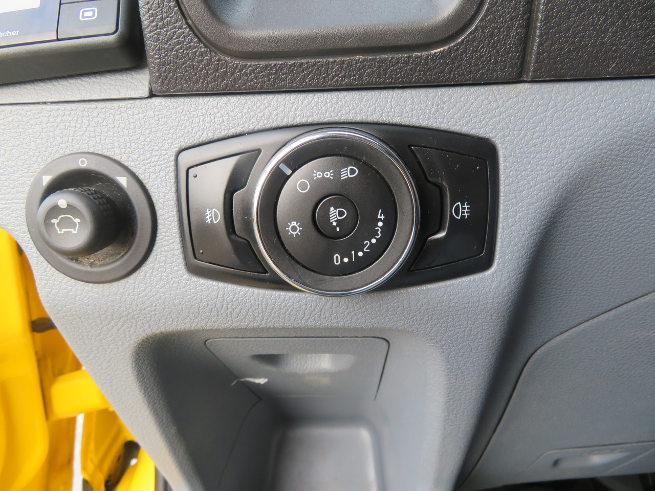 Furgão Ford Transit 2.0tdci - L2H2 Ingericht: foto 16