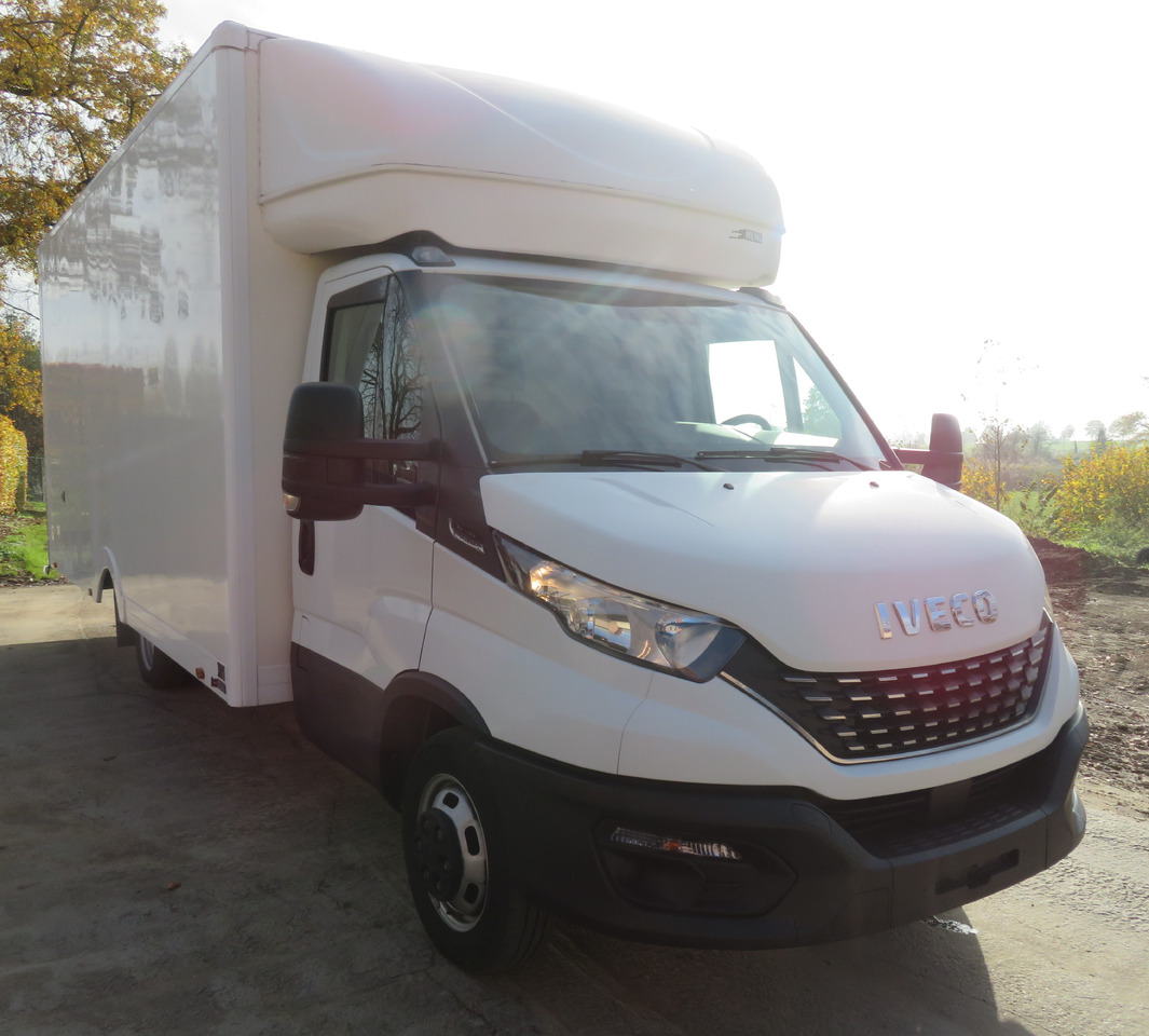 Iveco Daily 35C14 - Carrinha de contentor: foto 2 Iveco Daily 35C14 - Carrinha de contentor: foto 2