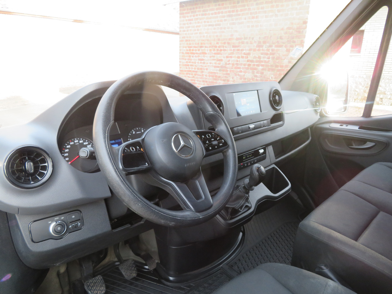 Furgão compacto Mercedes-Benz Sprinter 311CDi: foto 11 Furgão compacto Mercedes-Benz Sprinter 311CDi: foto 11