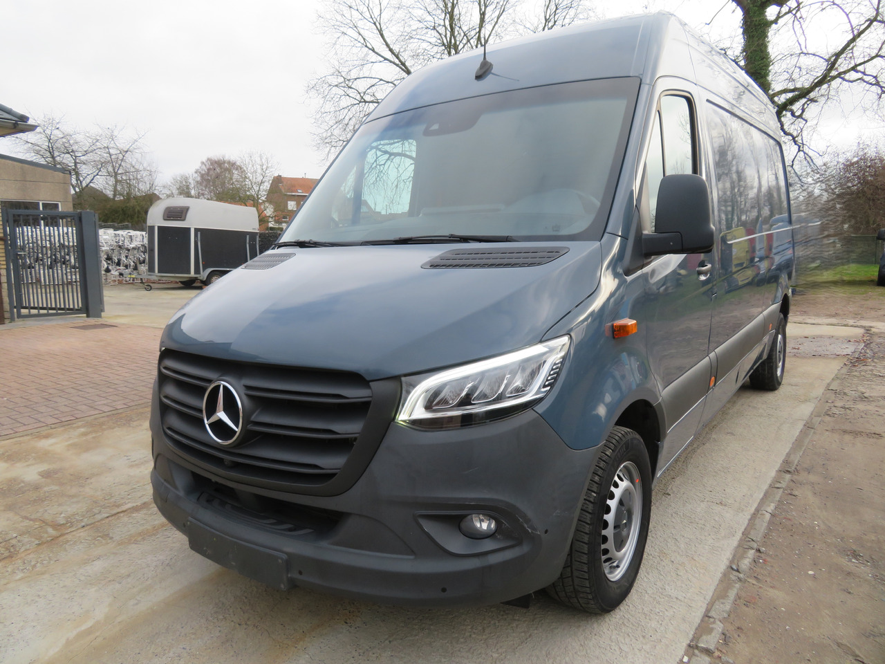 Mercedes-Benz Sprinter 317cdi - 9GTronic - A2H2 - Furgão: foto 3 Mercedes-Benz Sprinter 317cdi - 9GTronic - A2H2 - Furgão: foto 3