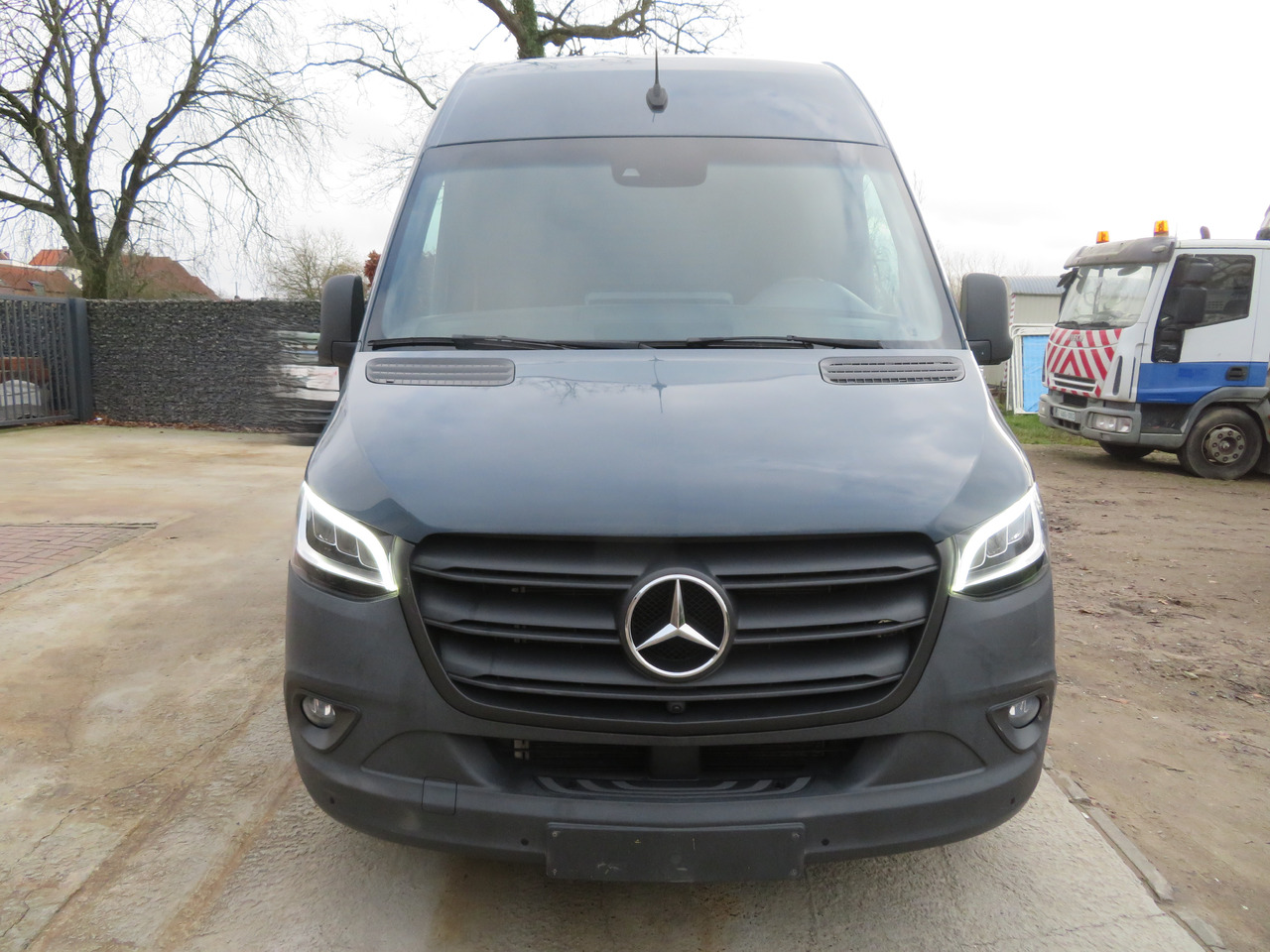 Mercedes-Benz Sprinter 317cdi - 9GTronic - A2H2 - Furgão: foto 2 Mercedes-Benz Sprinter 317cdi - 9GTronic - A2H2 - Furgão: foto 2