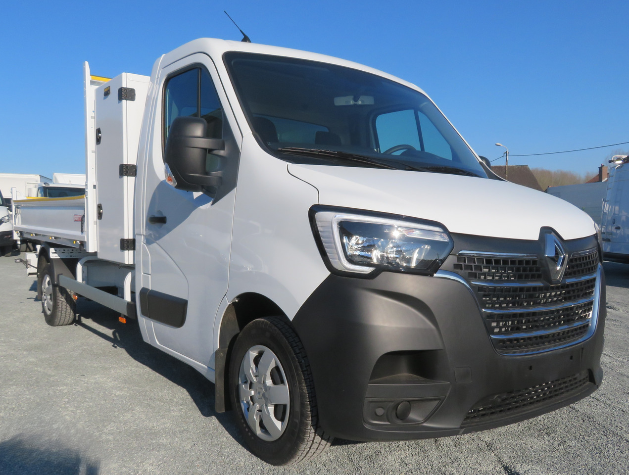 Renault Master 2.3dci - L3H1 - Kipper - Carrinha basculante: foto 1 Renault Master 2.3dci - L3H1 - Kipper - Carrinha basculante: foto 1
