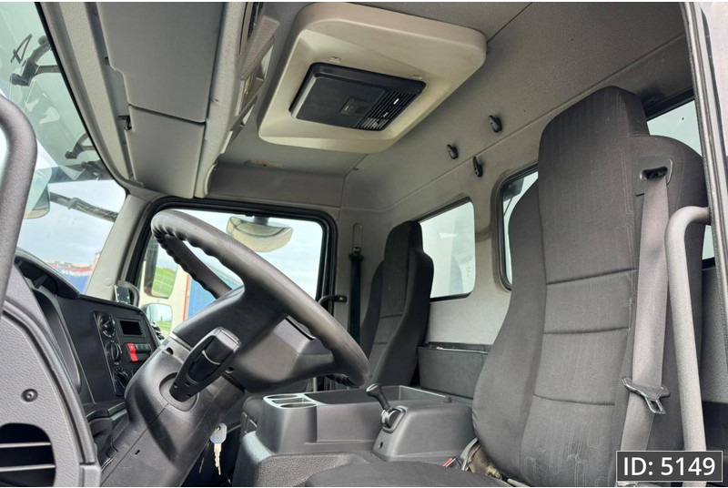 Mercedes-Benz Atego 816 Day Cab, Euro 6, BDF / Automatic / standklima / Hydraulic system - Camião transportador de contêineres/ Caixa móvel: foto 5 Mercedes-Benz Atego 816 Day Cab, Euro 6, BDF / Automatic / standklima / Hydraulic system - Camião transportador de contêineres/ Caixa móvel: foto 5