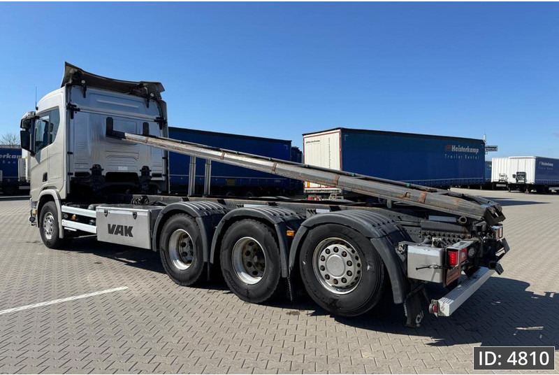 Scania R540 Topline, Euro 6, / 8x4 / BDF / Lift axle / frame 7.4 m - Camião transportador de contêineres/ Caixa móvel: foto 2 Scania R540 Topline, Euro 6, / 8x4 / BDF / Lift axle / frame 7.4 m - Camião transportador de contêineres/ Caixa móvel: foto 2