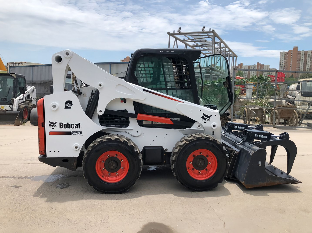 BOBCAT Skid Steer Loader S770 Click for Discount - Mini pá carregadora: foto 5 BOBCAT Skid Steer Loader S770 Click for Discount - Mini pá carregadora: foto 5