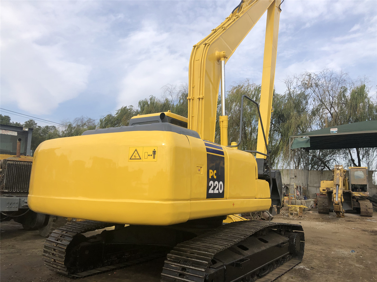 CATERPILLAR Crawler Excavator PC220LC-7 Long Front - Escavadora de rastos: foto 1 CATERPILLAR Crawler Excavator PC220LC-7 Long Front - Escavadora de rastos: foto 1
