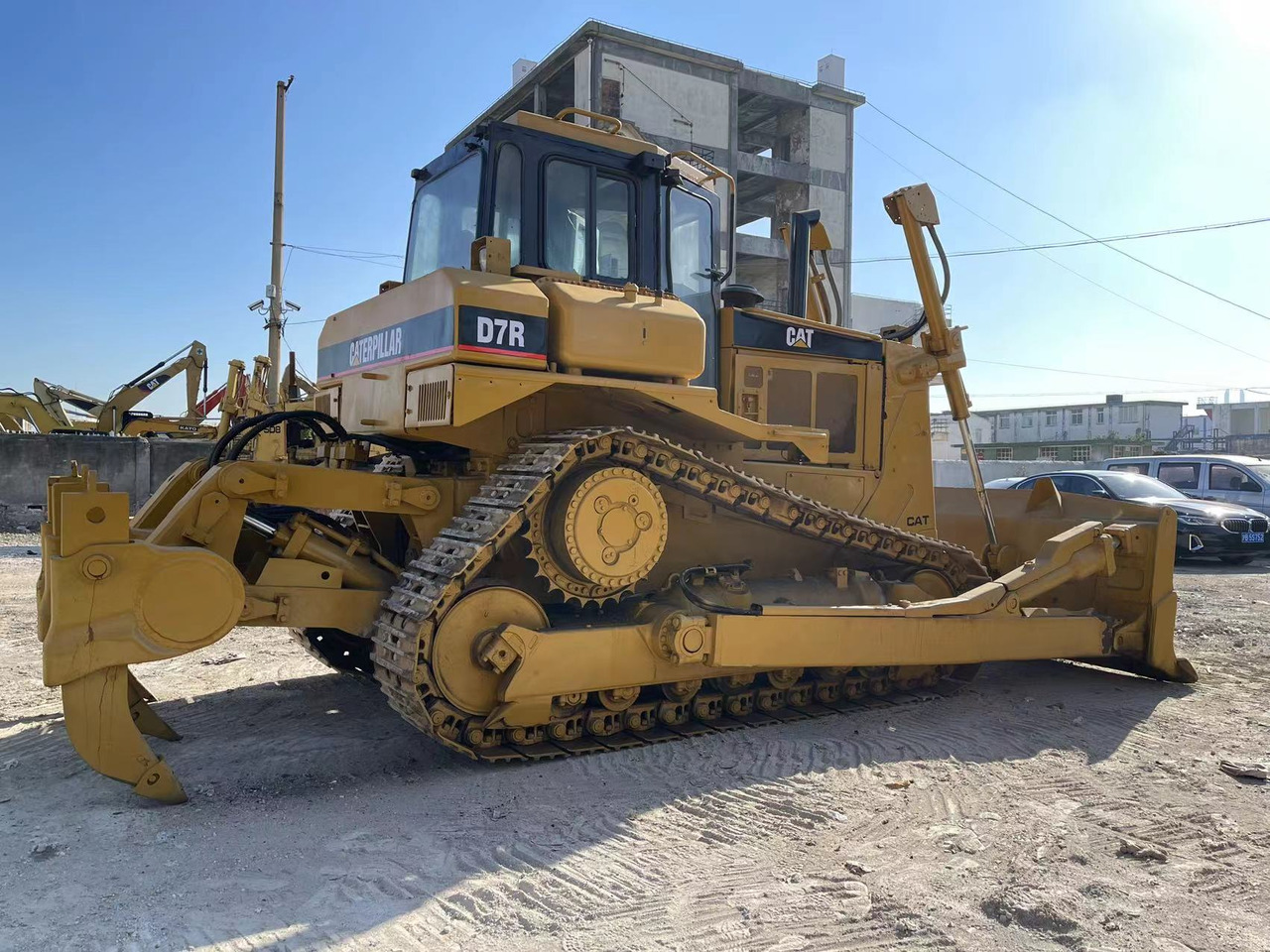 CATERPILLAR D7R - Buldôzer: foto 4 CATERPILLAR D7R - Buldôzer: foto 4