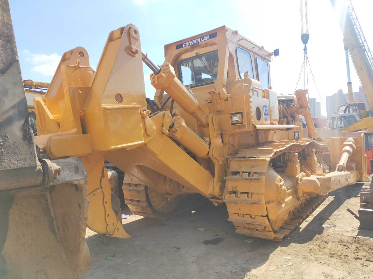 CATERPILLAR D9H - Buldôzer: foto 4 CATERPILLAR D9H - Buldôzer: foto 4