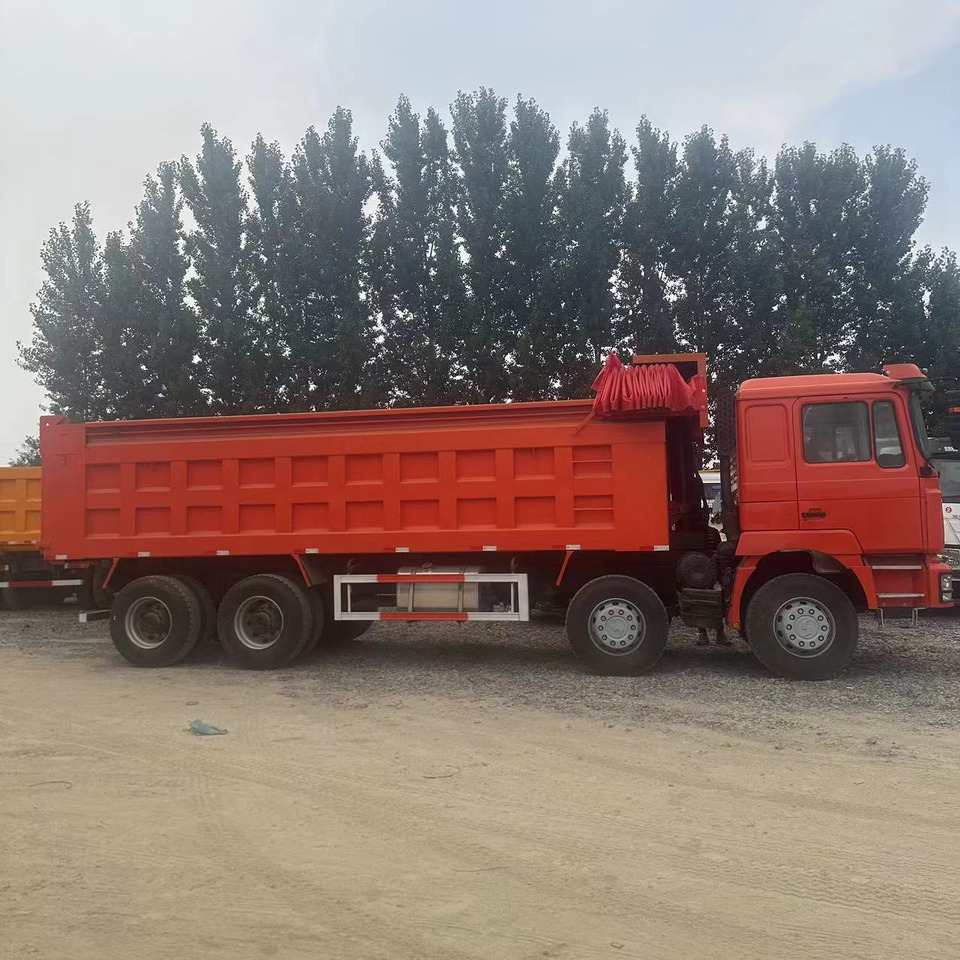 SINOTRUK HOWO Dump Truck 6x4 Click for Discount - Camião: foto 5 SINOTRUK HOWO Dump Truck 6x4 Click for Discount - Camião: foto 5
