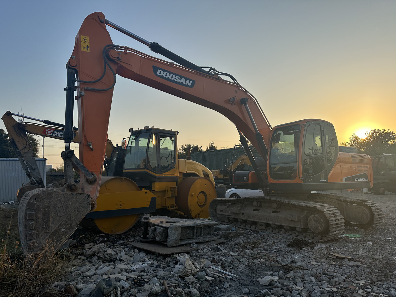 DOOSAN DX220 Crawler Excavator Good Condition - Escavadora de rastos: foto 5 DOOSAN DX220 Crawler Excavator Good Condition - Escavadora de rastos: foto 5