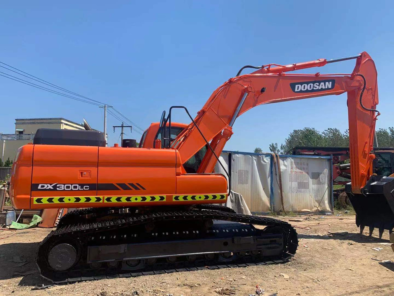 DOOSAN DX300LC - Escavadora de rastos: foto 1 DOOSAN DX300LC - Escavadora de rastos: foto 1