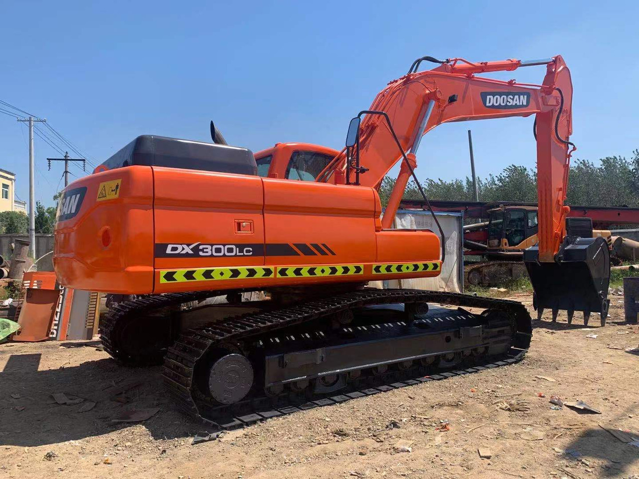 DOOSAN DX300LC - Escavadora de rastos: foto 2 DOOSAN DX300LC - Escavadora de rastos: foto 2