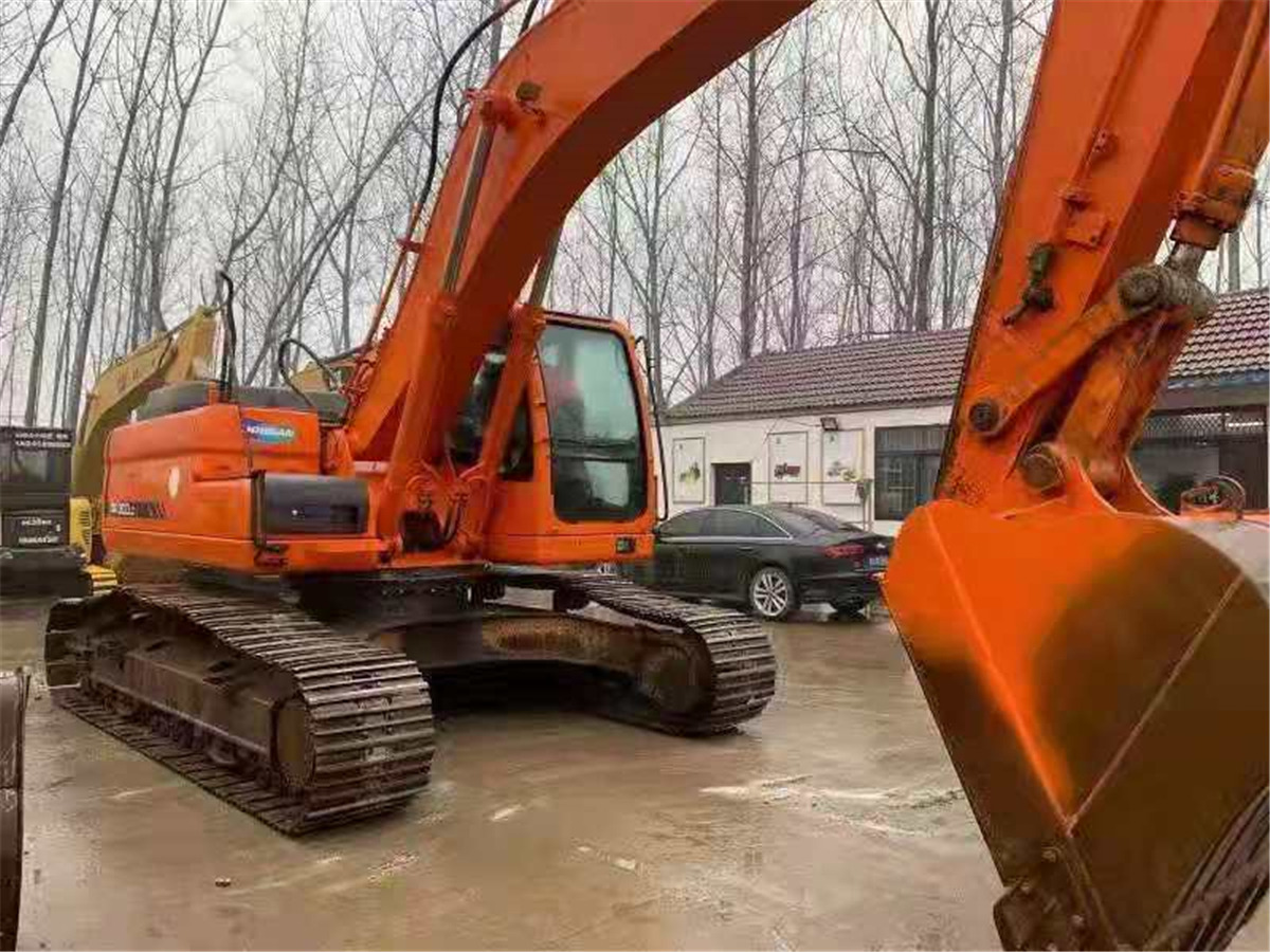DOOSAN Excavator DX300 Click Here for Discount - Escavadeira: foto 3 DOOSAN Excavator DX300 Click Here for Discount - Escavadeira: foto 3