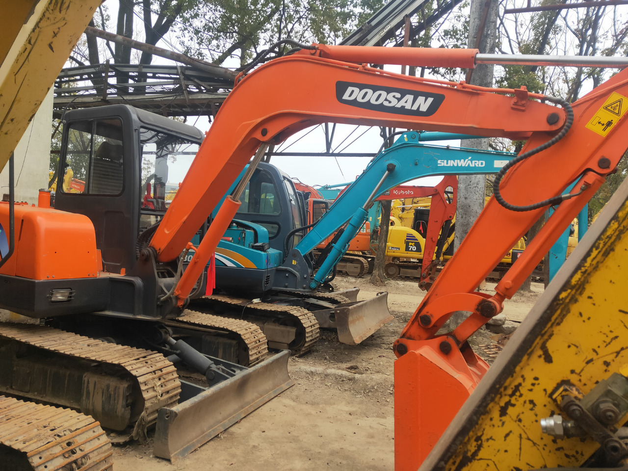 DOOSAN Mini Excavator DH5550 - Mini escavadeira: foto 5 DOOSAN Mini Excavator DH5550 - Mini escavadeira: foto 5