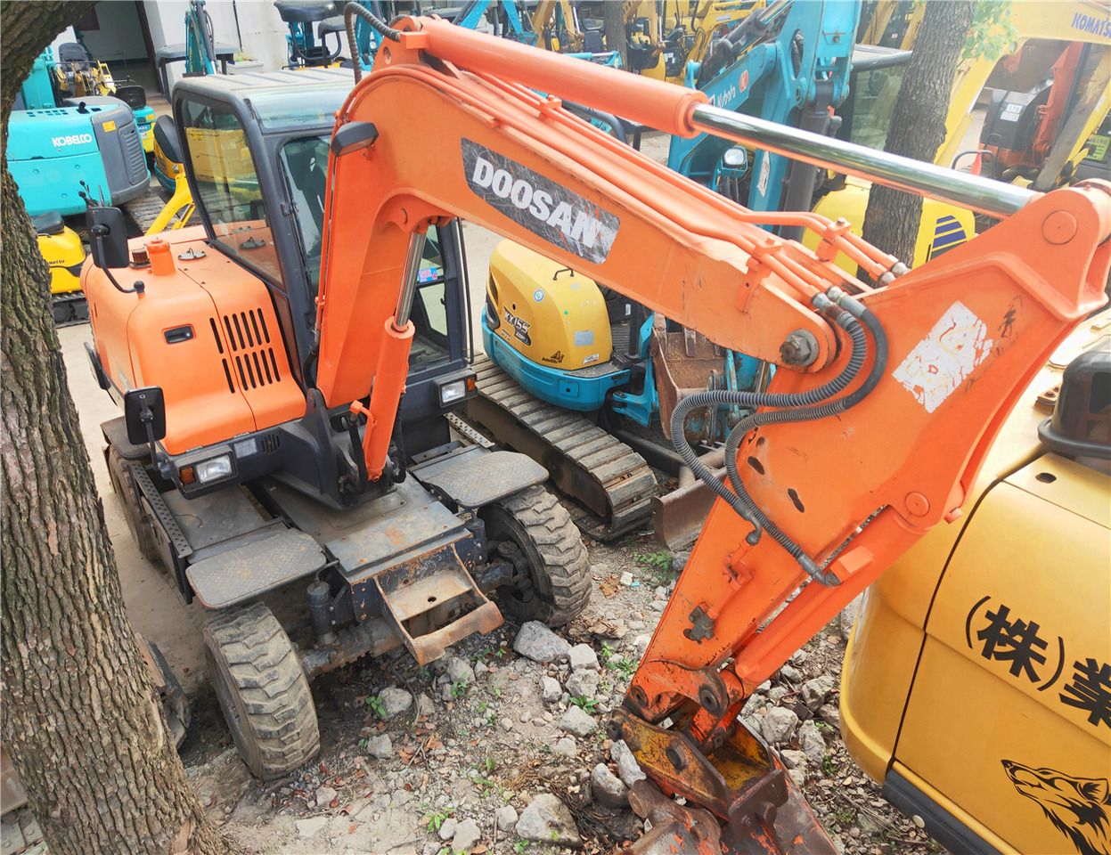 DOOSAN Mini Excavator DX60W Click Here for Discount - Mini escavadeira: foto 5 DOOSAN Mini Excavator DX60W Click Here for Discount - Mini escavadeira: foto 5