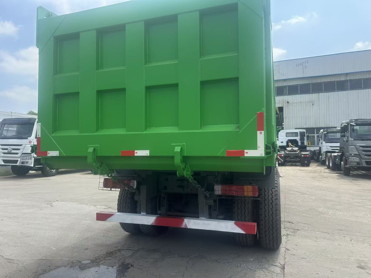 HOWO Haohan 6✖4 Dump Truck Green - Camião furgão: foto 5 HOWO Haohan 6✖4 Dump Truck Green - Camião furgão: foto 5