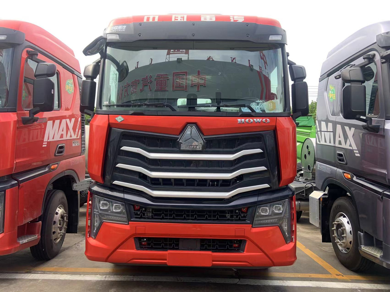 HOWO MAX 7W Truck Unit - Camião basculante: foto 4 HOWO MAX 7W Truck Unit - Camião basculante: foto 4