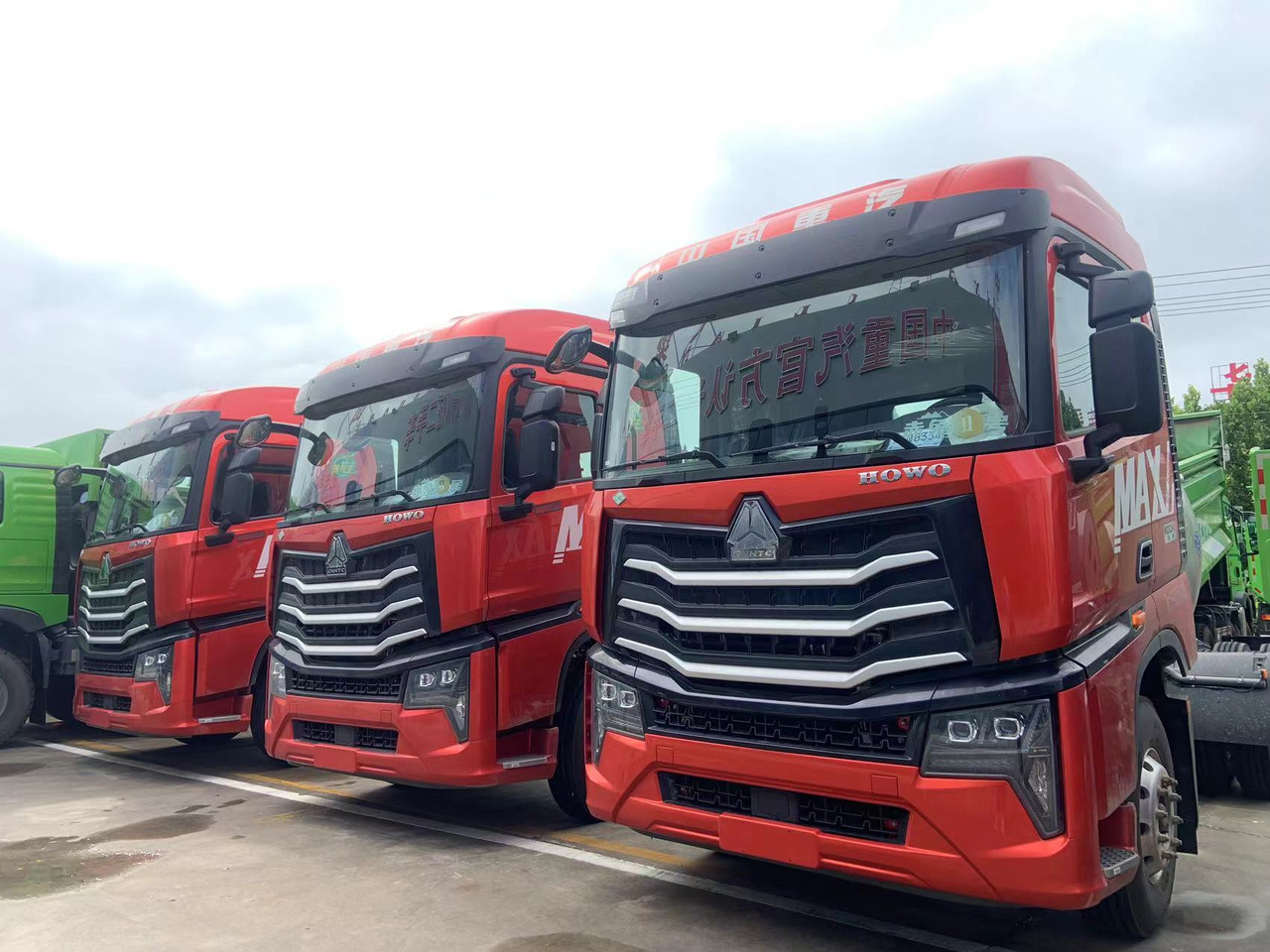 HOWO MAX 7W Truck Unit - Camião basculante: foto 3 HOWO MAX 7W Truck Unit - Camião basculante: foto 3