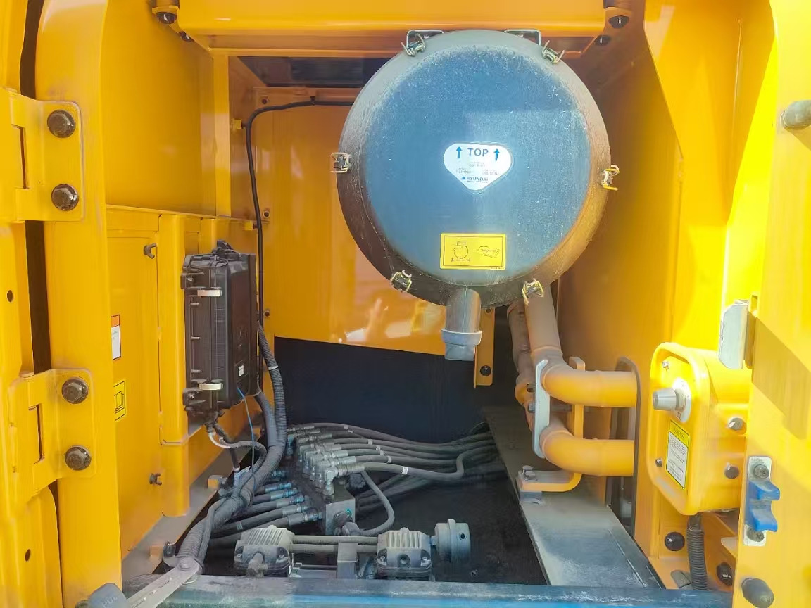 Escavadora de rastos HYUNDAI Excavator Pile Driver 395: foto 8 Escavadora de rastos HYUNDAI Excavator Pile Driver 395: foto 8