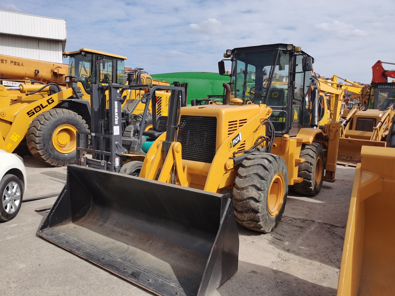 JCB 3CX Backhoe Loader Click Here for Discount - Retroescavadeira: foto 1 JCB 3CX Backhoe Loader Click Here for Discount - Retroescavadeira: foto 1